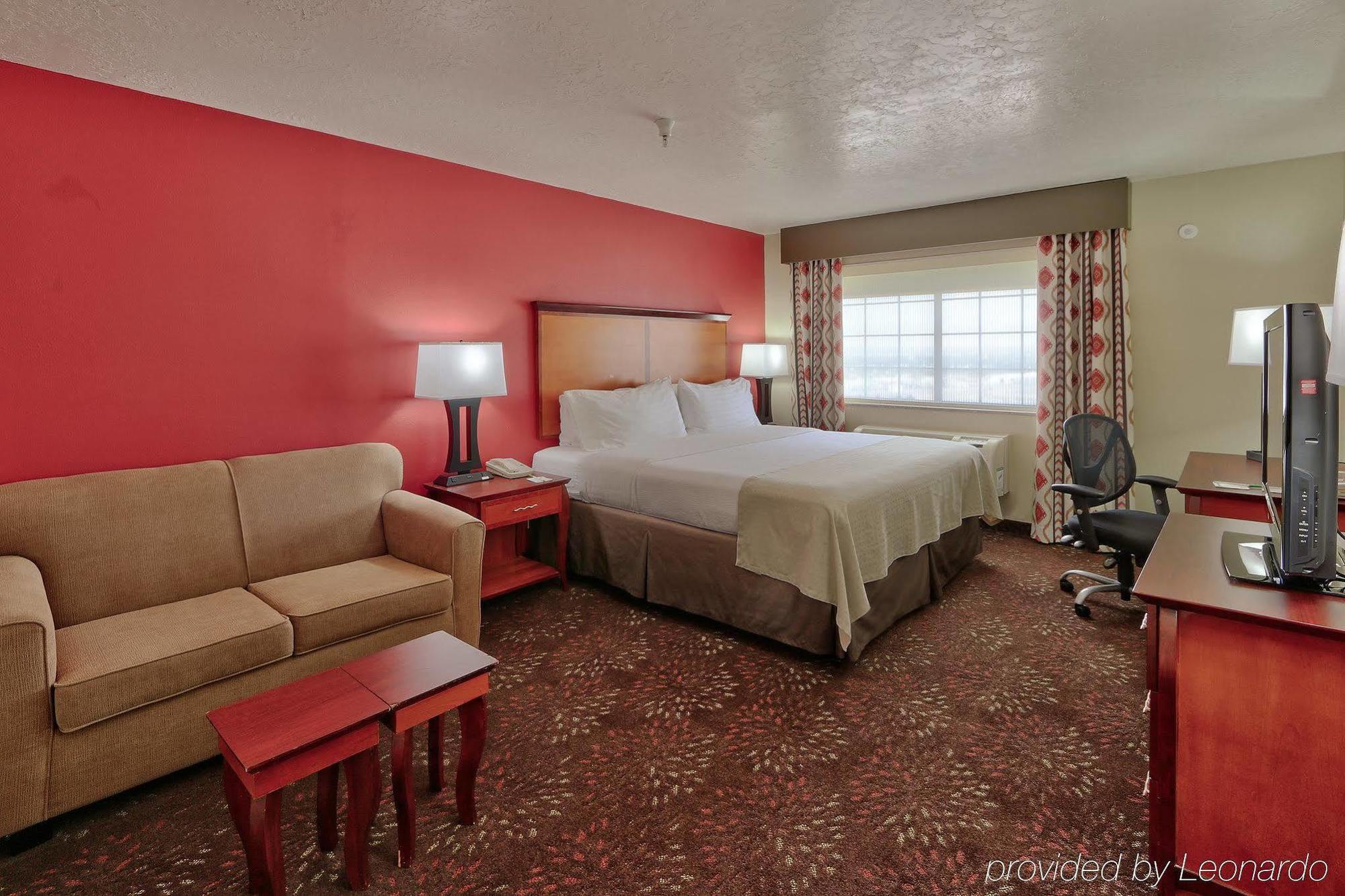 Holiday Inn & Suites Albuquerque Airport By Ihg Exterior photo